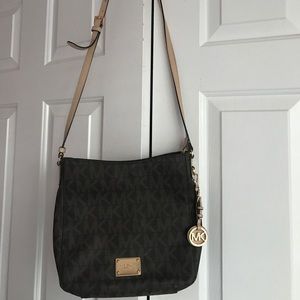 Michael Kors Crossbody